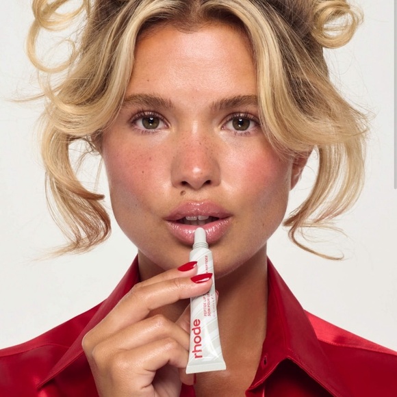 NIB Rhode Peptide lip treatment in Pepperment Glaze - Picture 3 of 4